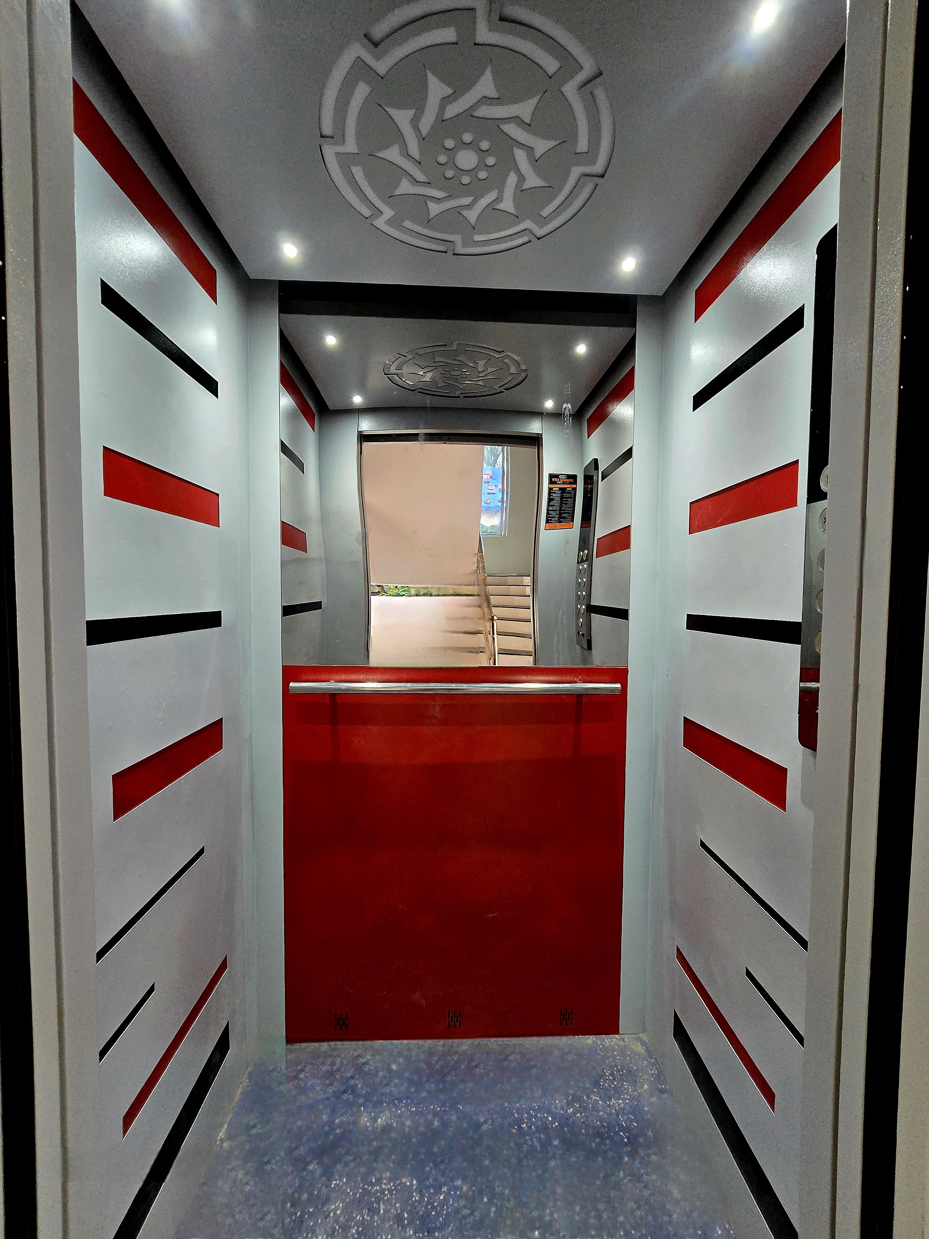 Electric Capsule Elevator